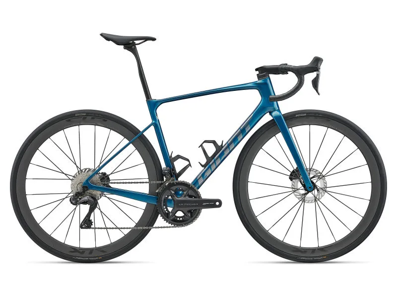 Giant Defy Advanced Pro 0, model year 2027